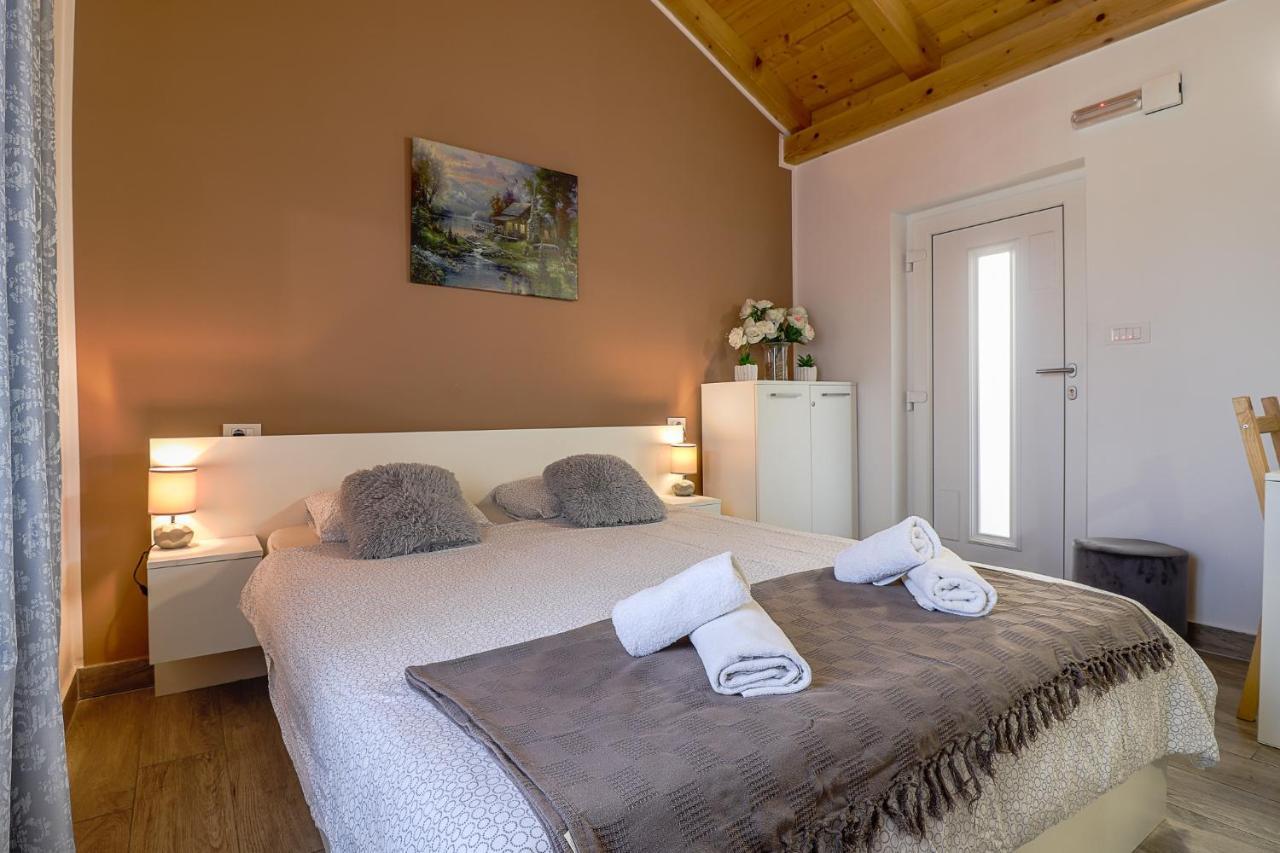 Apartman Juraj I Matej Vrsar Exterior foto