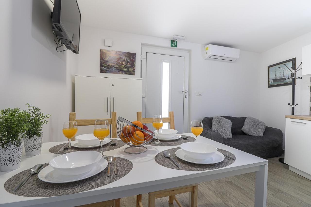 Apartman Juraj I Matej Vrsar Exterior foto